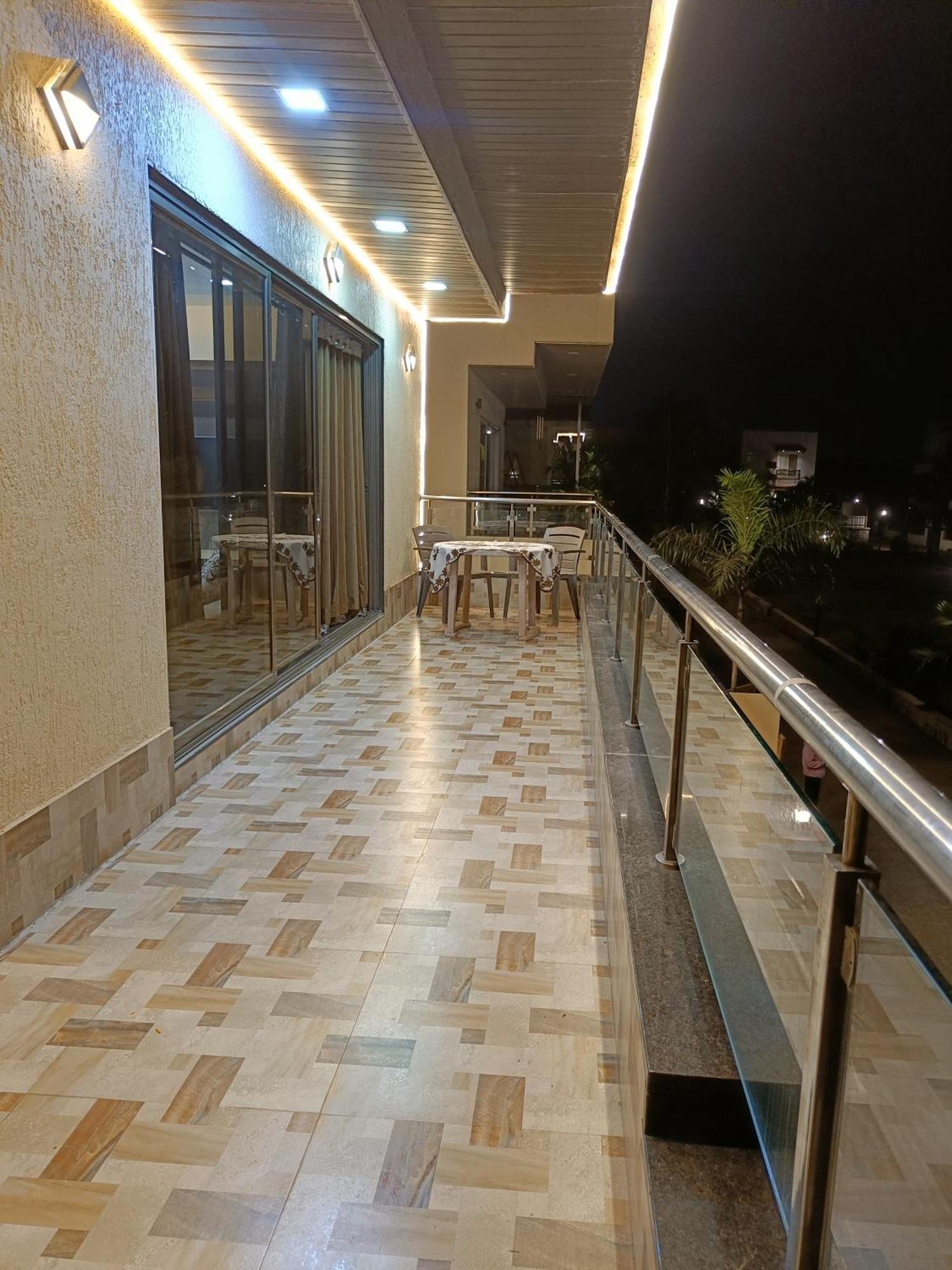 Rain Mist 4Bhk Luxury Villa With Private Pool Лонавала Екстериор снимка