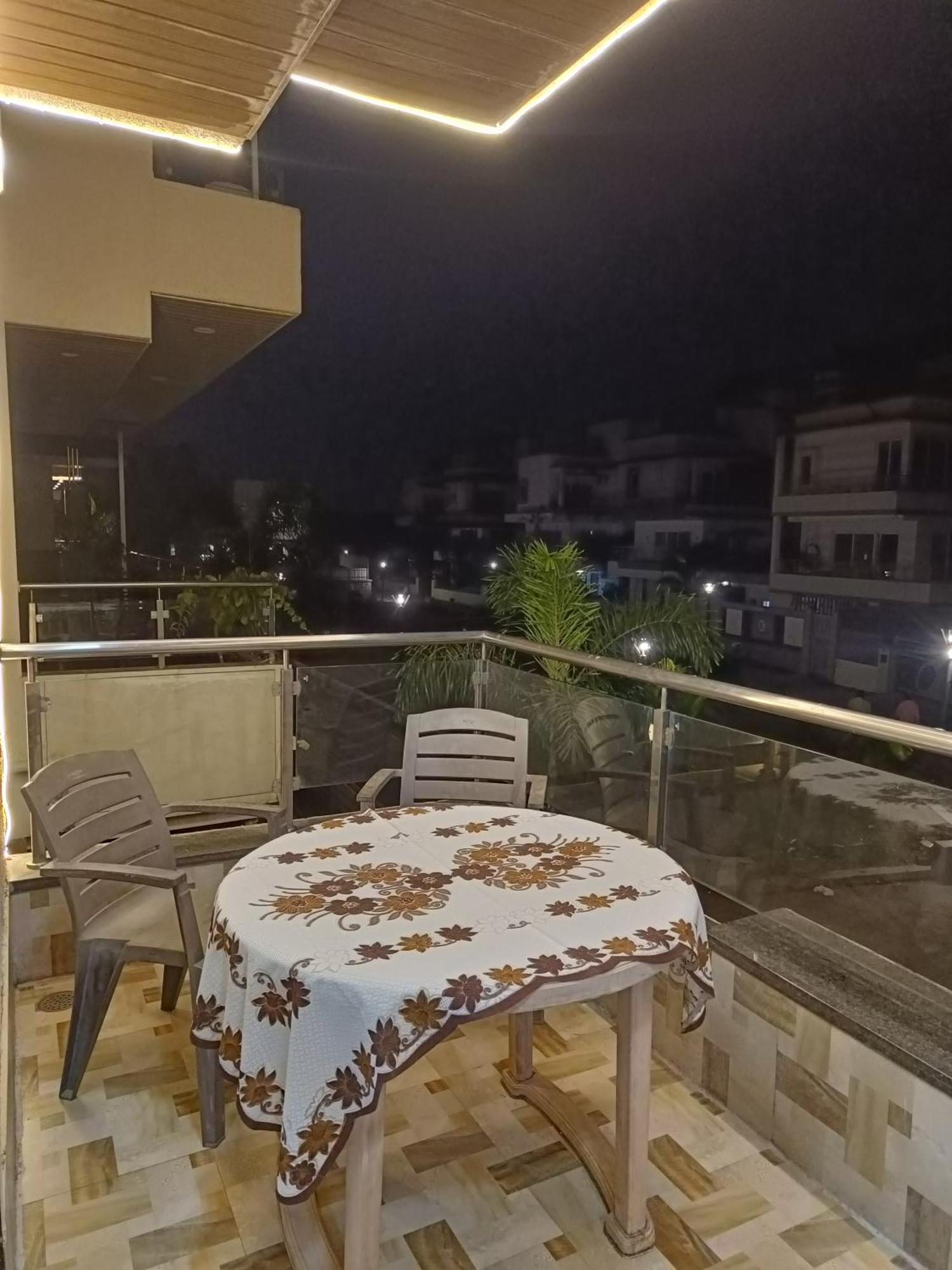 Rain Mist 4Bhk Luxury Villa With Private Pool Лонавала Екстериор снимка