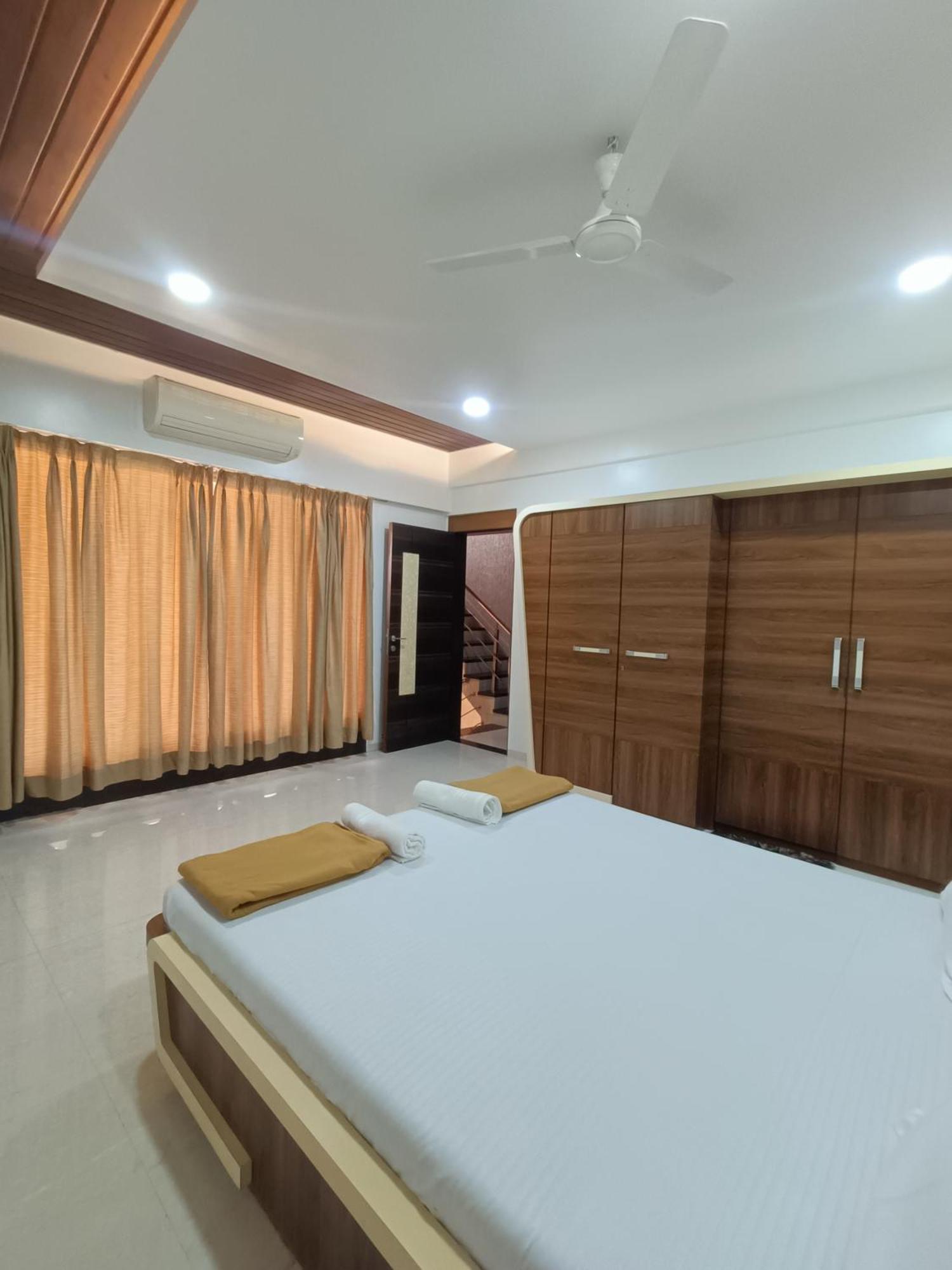 Rain Mist 4Bhk Luxury Villa With Private Pool Лонавала Екстериор снимка
