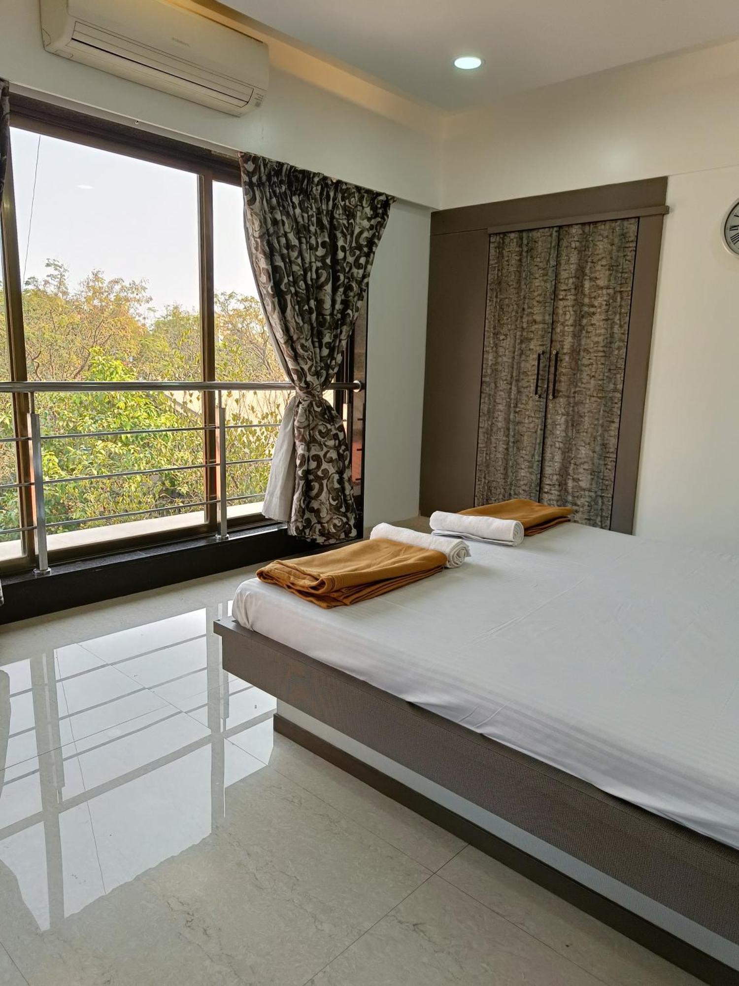 Rain Mist 4Bhk Luxury Villa With Private Pool Лонавала Екстериор снимка